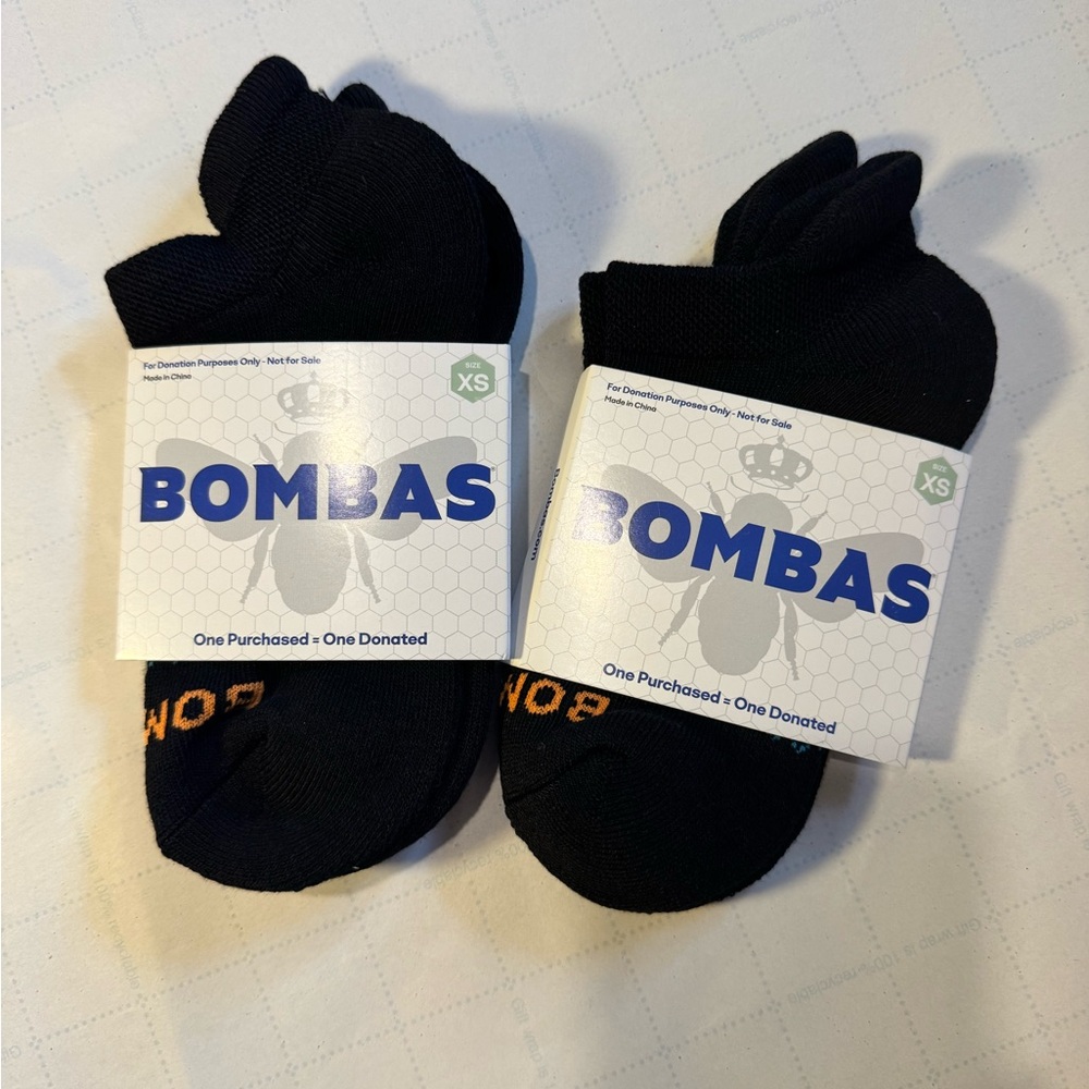 1 Pair Bombas Black and Orange Athletic Socks sz XS (Can fit W sz 4-7 Shoe)